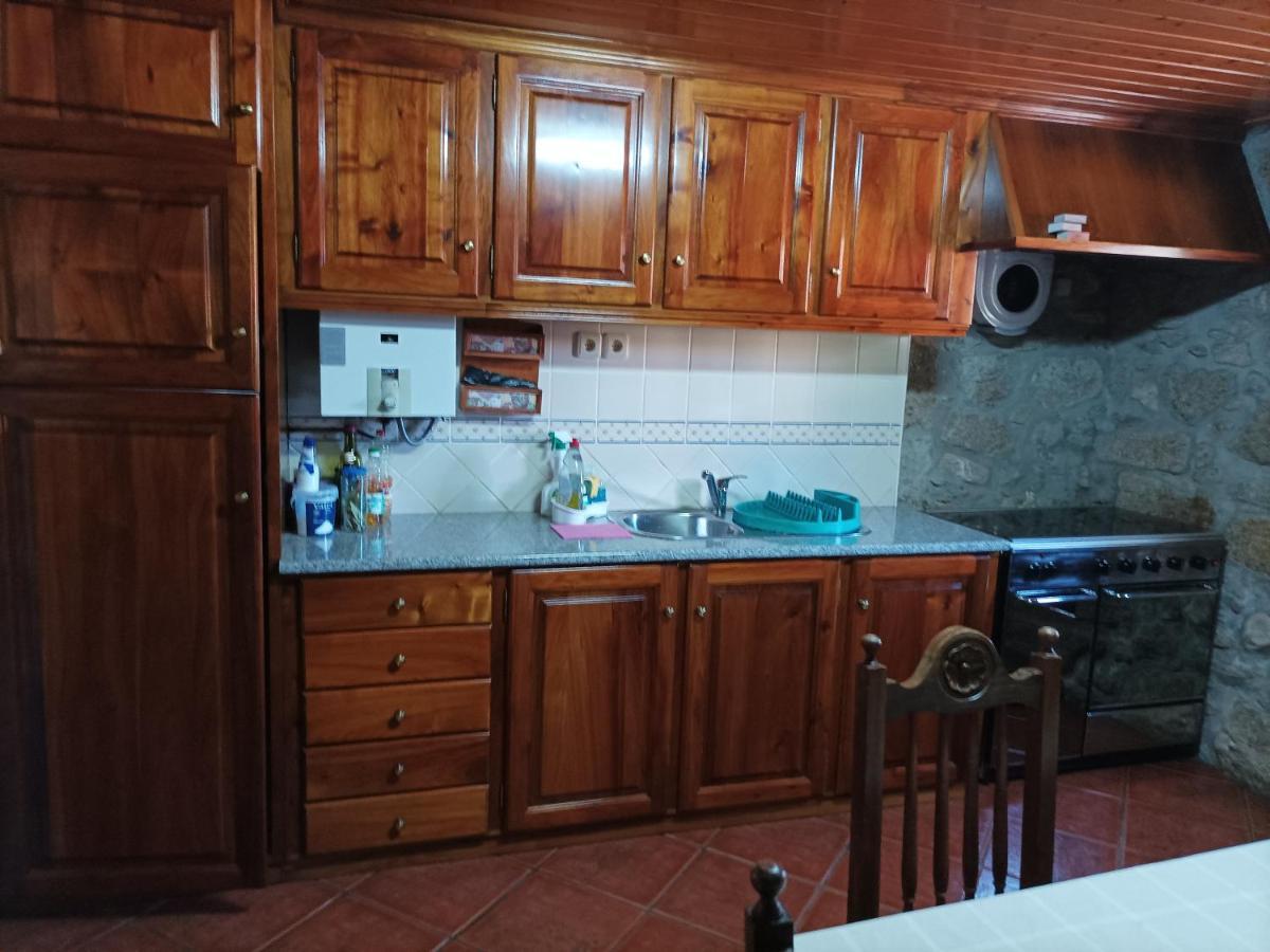 パレーデス・デ・コウラ Casa De Penimヴィラ エクステリア 写真